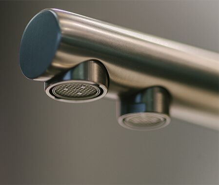 Распродажа - изображение №6 "Смеситель Omoikiri Hotaru-GM-WH латунь/вороненая сталь/белый, 4994053"  на www.Angstrem-mebel.ru