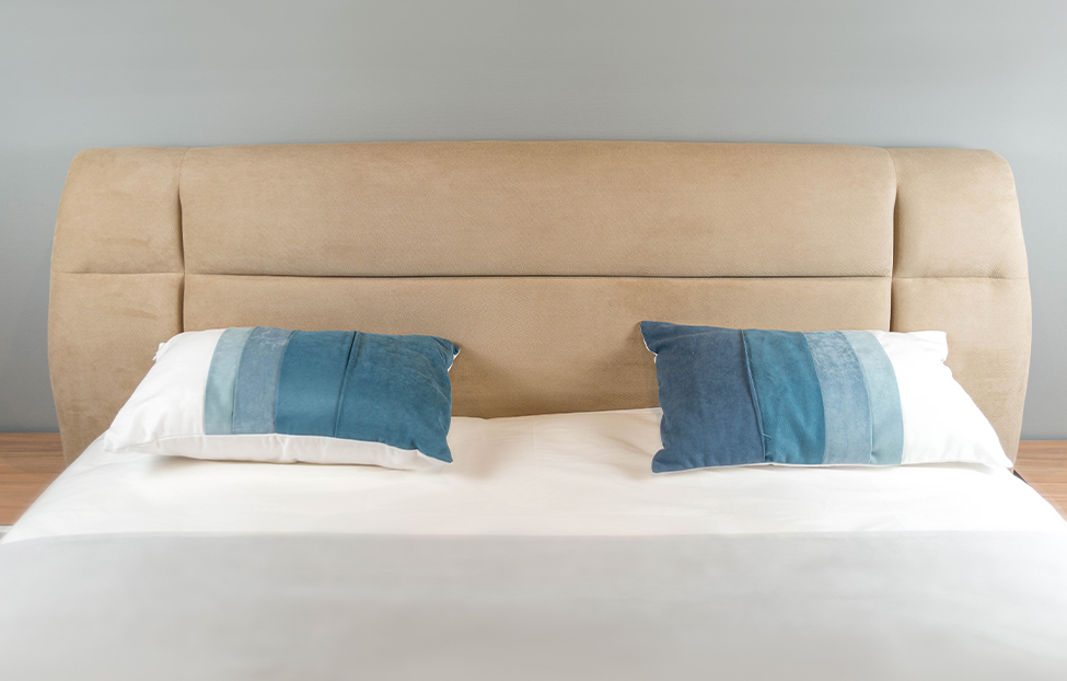 Двуспальные кровати - изображение №3 "Кровать мягкая Анри"  на www.Angstrem-mebel.ru